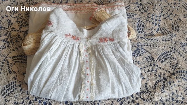 Автентична дълга  риза от народна носия, снимка 5 - Антикварни и старинни предмети - 50470517