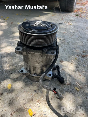 Компресор за климатик от Спринтер, снимка 2 - Части - 50770796