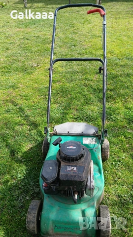 Бензинова косачка.