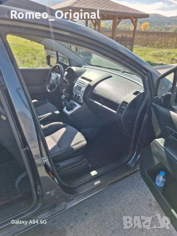 Продава се Mazda 5, снимка 11 - Автомобили и джипове - 52268842