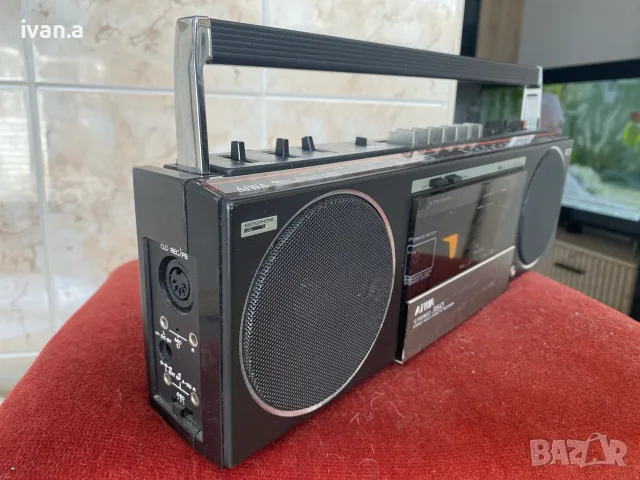 Касетофон Aiwa CS-350BL, снимка 3 - Радиокасетофони, транзистори - 55969491