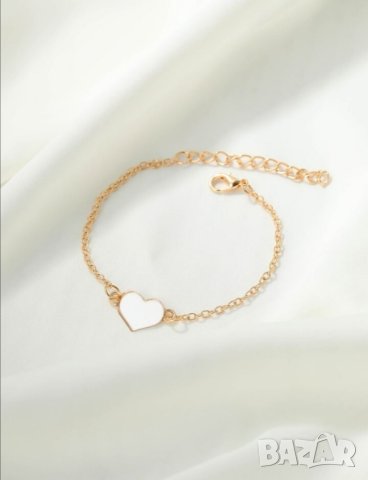 Луксозен дамски часовник с гривна , снимка 2 - Дамски - 41756070