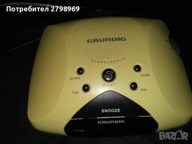 радио часовник Grundig , снимка 3 - Радиокасетофони, транзистори - 52179131