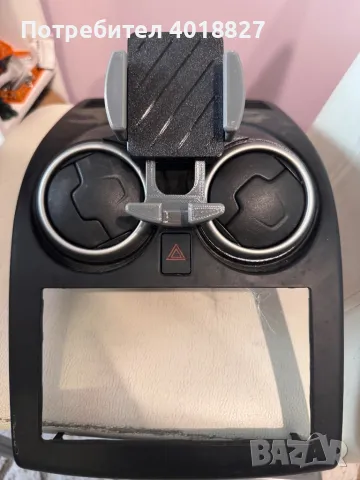 Стойка за телефон да Nissan Qashqai J10