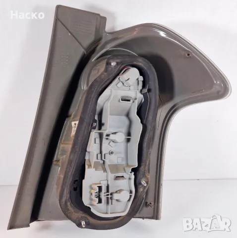 Ляв Стоп Тойота Корола Версо Toyota Corolla Verso 2004 - 2008, снимка 2 - Части - 48762174