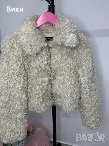 Пухено палто на Zara размер XS-S, снимка 11 - Палта, манта - 48989926