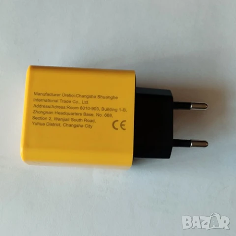 USB Fast charge 65W 5.4A USB-C Бързо зарядно с три порта: 2 USB-C и 1 USB-A, снимка 4 - Оригинални зарядни - 51401633