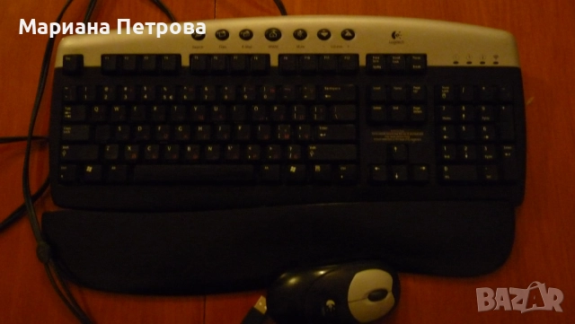 Клавиатура Logitech, комплект с безкабелна мишка
