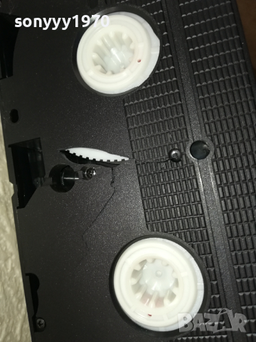 ПЕТРА ХИЩНА ХИЕНА-VHS VIDEO ORIGINAL TAPE 1903240913, снимка 18 - Други музикални жанрове - 44834833