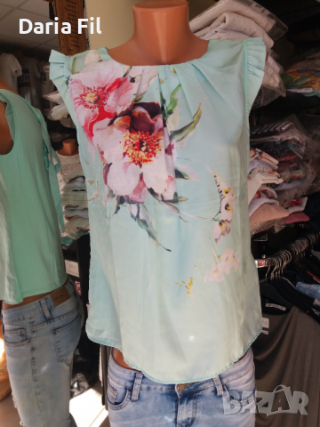 Красив топ с къдрички на раменете в цвят аква, снимка 1