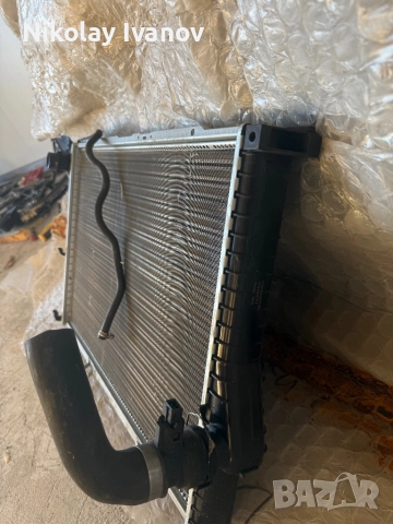 Воден радиатор BMW E39 520i , снимка 2 - Части - 52415784