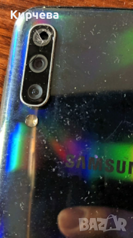 Samsung A 50 перфектна батерия и процесор гръб и части вътре,счупен дисплей и едната камера, снимка 3 - Samsung - 36133195