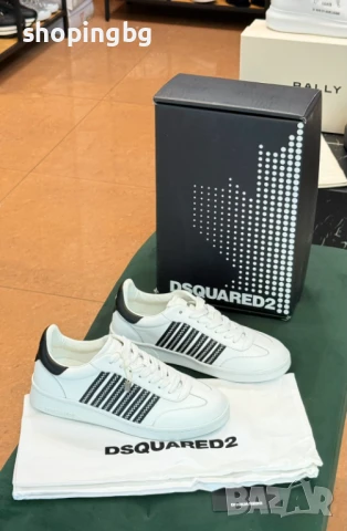 Дамски сникърси Dsquared  319.99 лв.