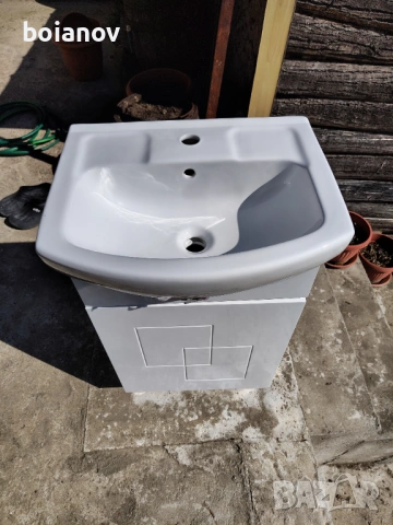 продавам шкаф с умивалник