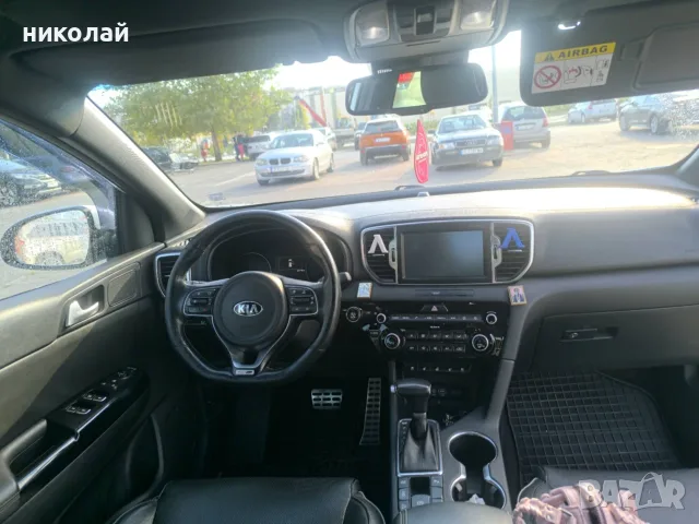 Kia Sportage 2,0 CDTI, снимка 11 - Автомобили и джипове - 56074096
