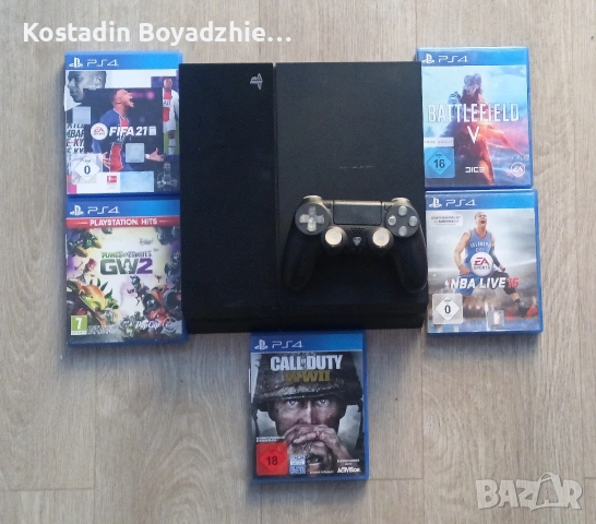 PS4 конзола с игри и контролер