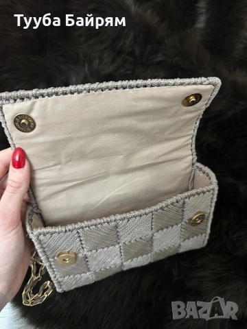 Продавам ръчно изработена дамска чанта, снимка 2 - Чанти - 53205381