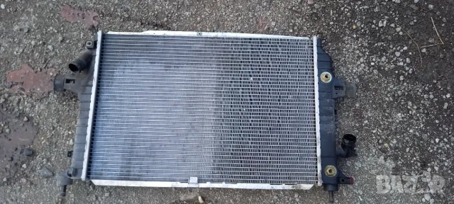 Воден радиатор Opel Zafira B, снимка 2 - Части - 47650114