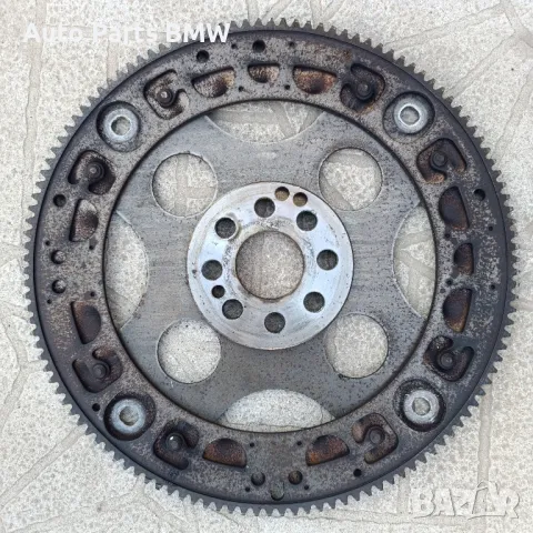 Маховик BMW 320d 520d E60 E61 E87 E82 E90 E91 E92 E93 F10 БМВ
N47 мотор, снимка 2 - Части - 48983613