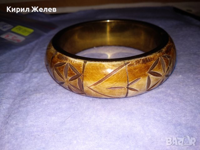 СТАРА БРОНЗОВА ТИБЕТСКА ЕТНОГРАФСКА РЪЧНО ОРНАМЕНТИРАНА РЕТРО ГРИВНА с КАМИЛСКА КОСТ 73781