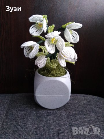 Цветя от мъниста, снимка 6 - Изкуствени цветя - 39405303