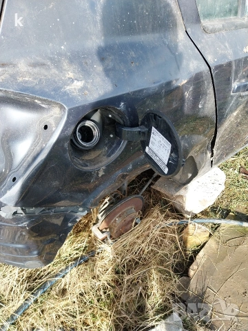 здравейте продавам останали части от Опел Астра h , снимка 2 - Части - 53540534