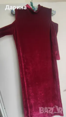 STRADIVARIUS| Вишнево червена кадифена рокля с дълъг ръкав и голи рамене , снимка 2 - Рокли - 50181994