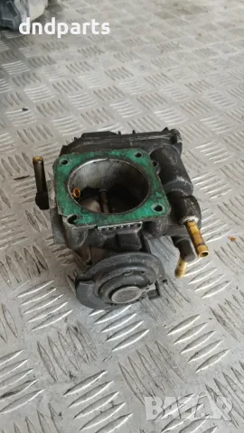 Дроселова клапа VW Golf 4 2.0i 2000 06A133064H Volkswagen Golf IV (1998-2004), снимка 2 - Части - 55983760