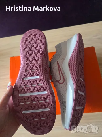 Нови оригинални маратонки Nike, снимка 6 - Маратонки - 56103392