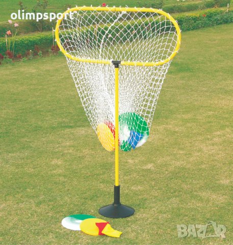 Игра за хвърляне в цел с 4 диска Предлага се в комплект с 4 пластмасови диска. 