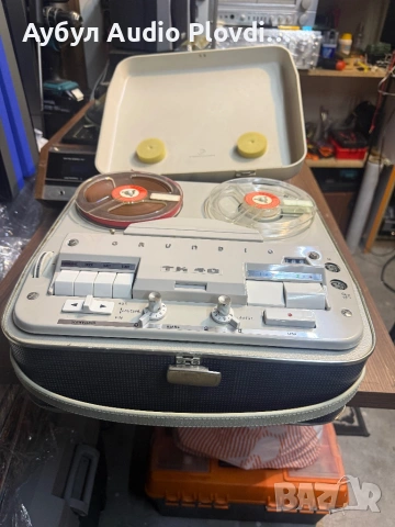 Магнетофон Grundig TK 40 като нов, колекционерски лампов модел от 1960-те 