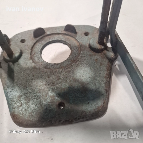 Яка Затварачка Буркани, снимка 3 - Буркани, бутилки и капачки - 51489381