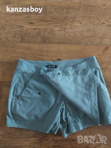 Arcteryx Skort Norway - страхотни дамски панталони КАТО НОВИ, снимка 4 - Къси панталони и бермуди - 41612586