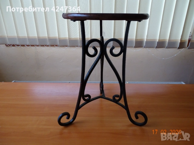 табуретка, снимка 2 - Столове - 53504844