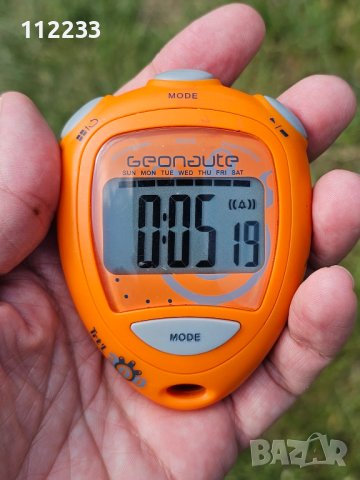 Цифров хронометър-часовник Geonaute, снимка 3 - Спортна екипировка - 41144444