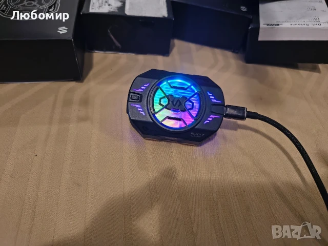 Охладител за мобилен телефон Black Shark за игри, FunCooler 4 Pro, 27W вентилатор за охлаждане 4бр

, снимка 3 - Калъфи, кейсове - 50688201