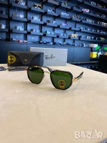 очила prada ray ban , снимка 6 - Слънчеви и диоптрични очила - 50578862