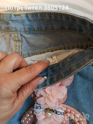 дамски комплект тениска и дънкови панталонки размер L