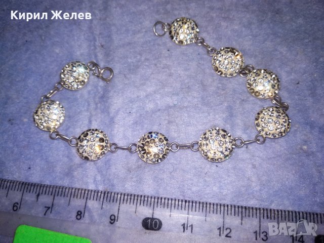 СРЕБЪРНА ФЕШЪН АРТ ГРИВА СРЕБРО 925 Част От КОМПЛЕКТ с БЯЛ ЕМАЙЛ и КРИСТАЛИ 37359, снимка 6 - Гривни - 40488228