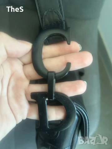 Чанта Christian Dior ! Топ качество! С торбичка за пазене. С дълга дръжка вкл. Без забележки , снимка 2 - Чанти - 50513343