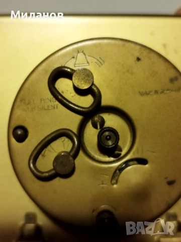 Стар механичен будилник, настолен часовник, снимка 3 - Антикварни и старинни предмети - 52424926