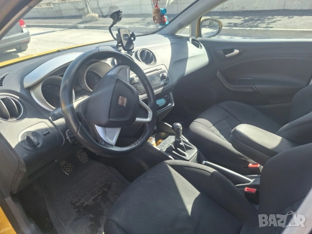 Продавам Сеат Ибиза БЕНЗИН-ГАЗ, снимка 9 - Автомобили и джипове - 52257204