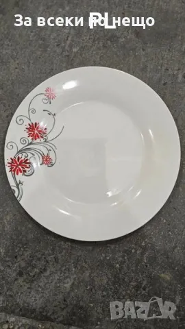 Сервиз от 18 части за хранене Red кръгли, снимка 2 - Сервизи - 47541580