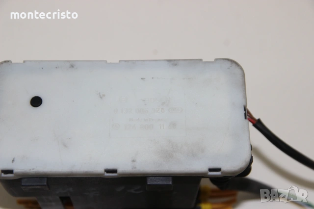 Вакуум помпа централно заключване Mercedes E-class W124 (1984-1996г.) 0132006328 / 1248001148 вакум, снимка 4 - Части - 53228526