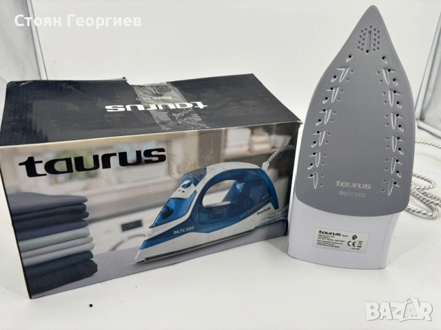 Чисто нова парна ютия TAURUS 2200w, снимка 2 - Ютии - 52807635