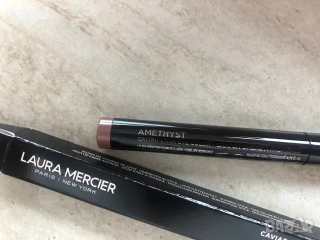 Нов стик-сенки за очи Laura Mercier