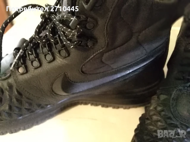 Обувки на Найк, снимка 5 - Маратонки - 50890194