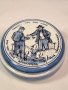 холандска порцеланова кутия Royal Delft blue 24/4, снимка 1