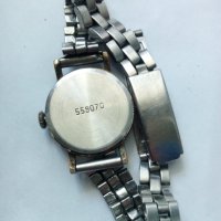 Дамски механичен часовник Заря, снимка 2 - Дамски - 42151166