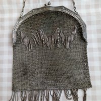 Старинна винтидж дамска чантичка, снимка 1 - Антикварни и старинни предмети - 40223987